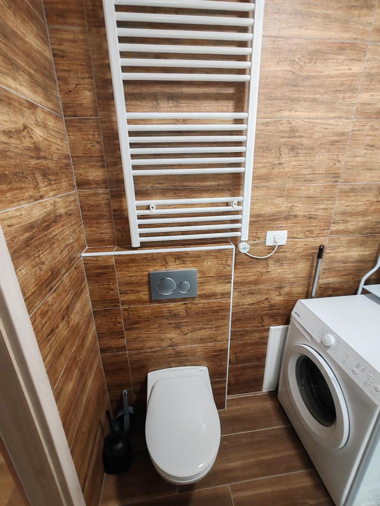 Zirovnica Apartments Malivojevic מראה חיצוני תמונה