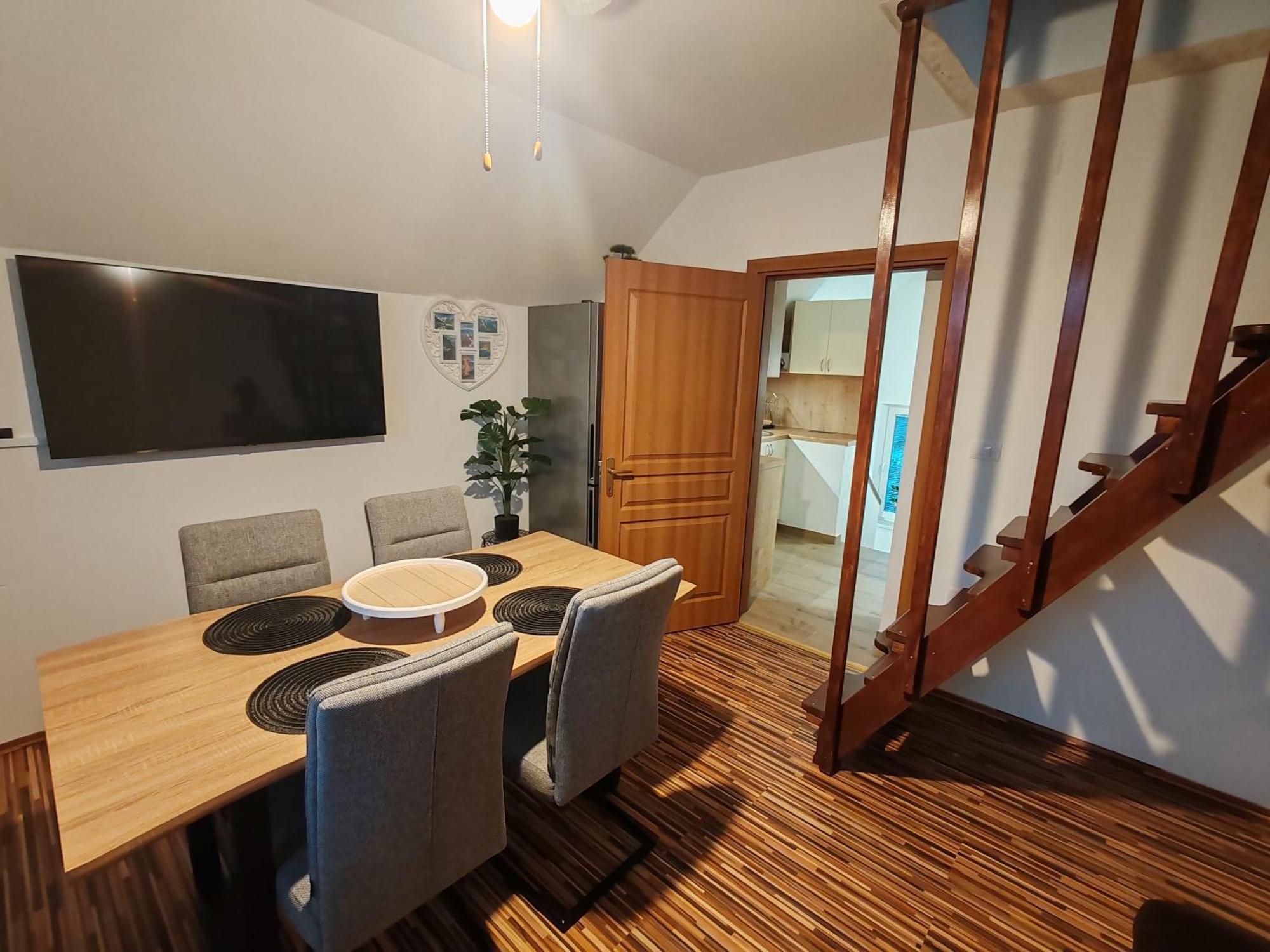Zirovnica Apartments Malivojevic מראה חיצוני תמונה